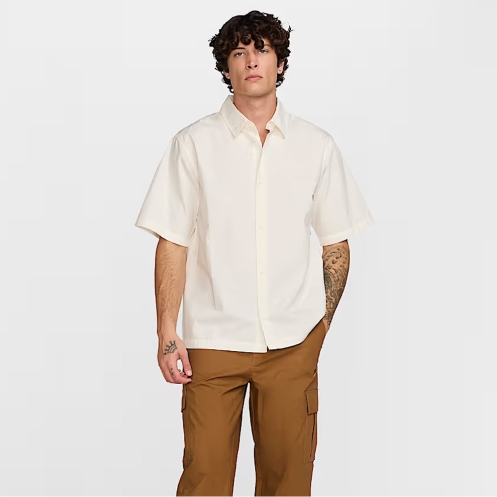 Nike Men's Short Sleeve Button-Down Shirt in Off-White